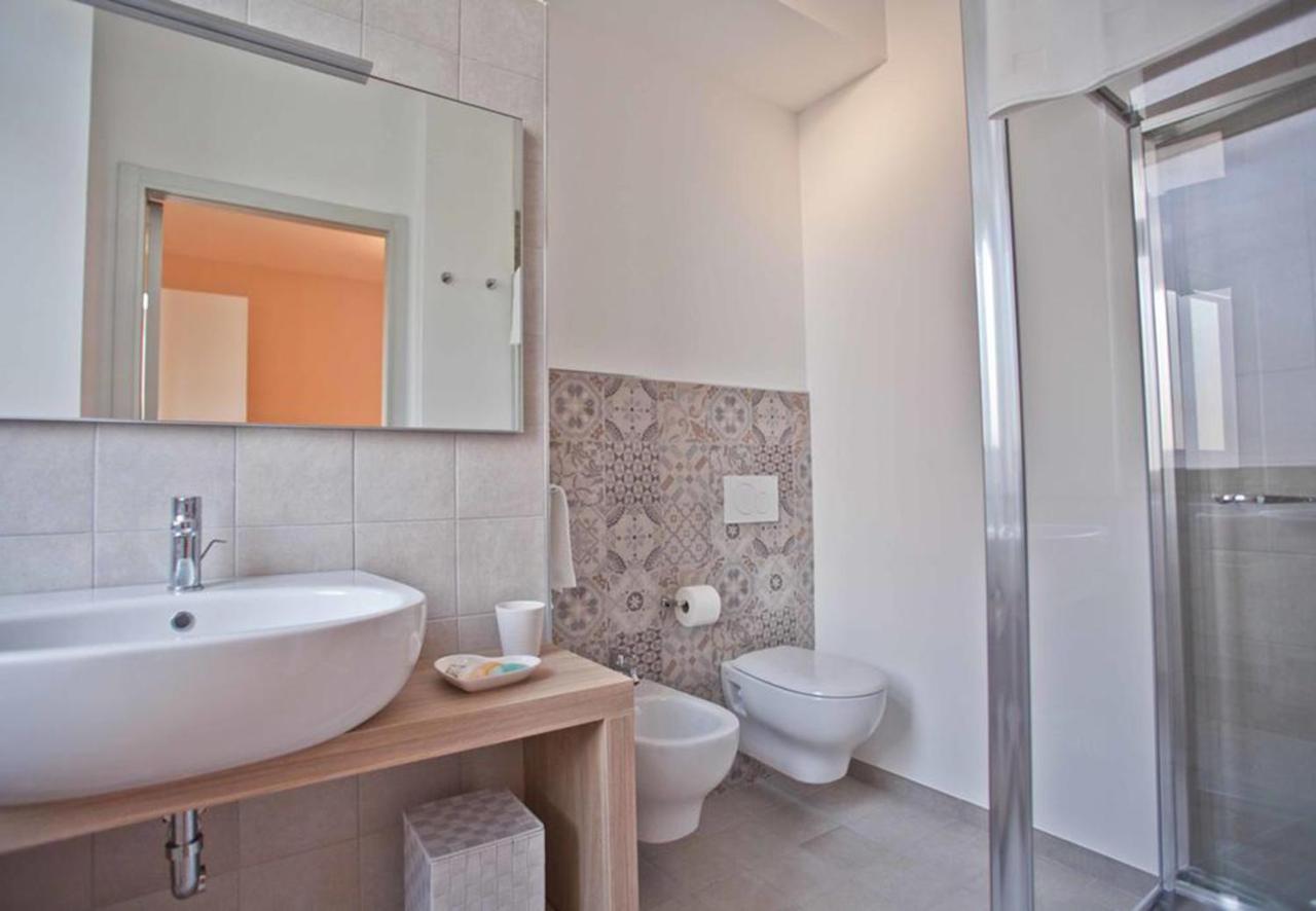 Casa Di Sabel Hotel Лече Екстериор снимка